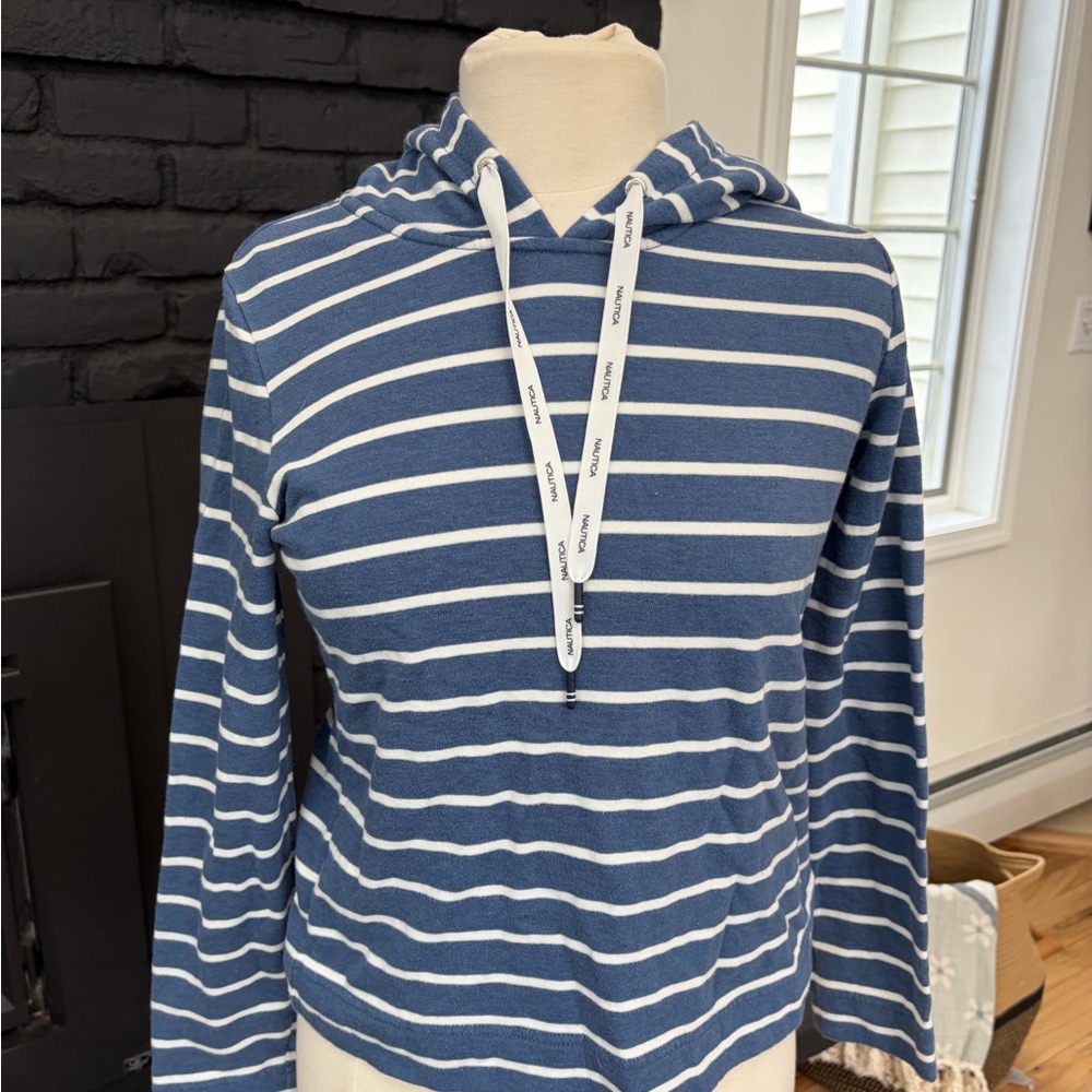 Nautica striped hooded top drawstrings casual lightweight Woman’s Medium